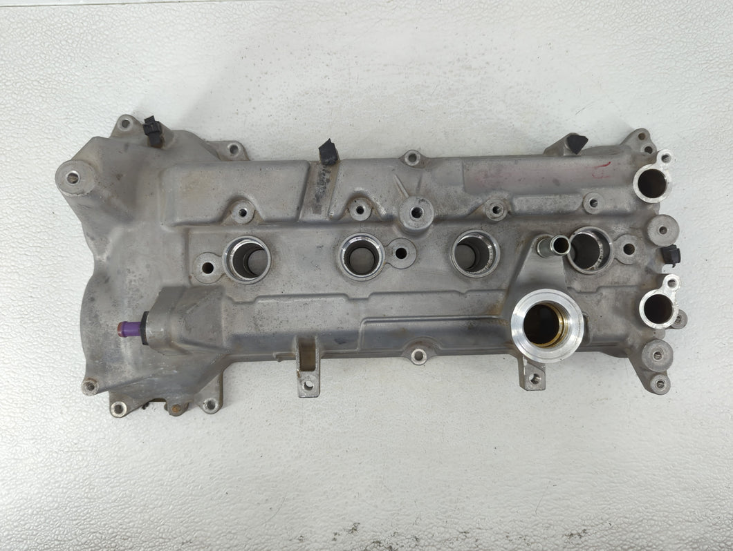 2015 Nissan Engine Cylinder Head Valve Cover Versa