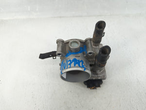 2012-2019 Kia Rio Throttle Body P/N:35100-2B300 Fits 2012 2013 2014 2015 2016 2017 2018 2019 OEM Used Auto Parts