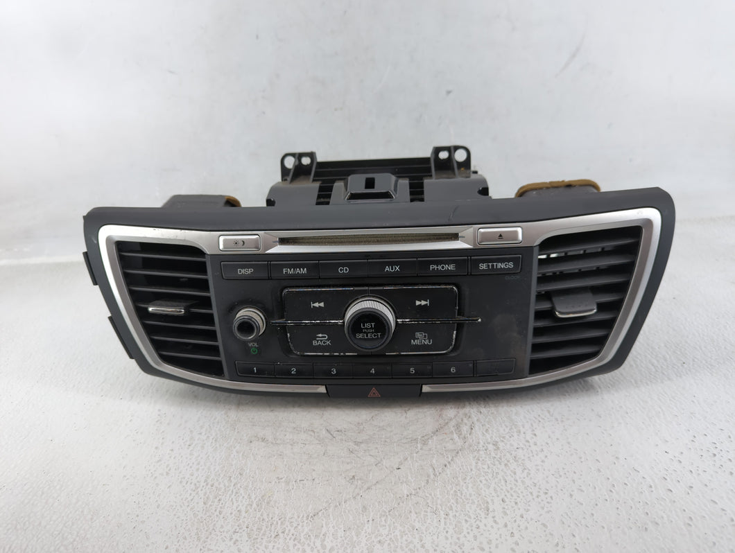 2013-2015 Honda Accord Radio AM FM Cd Player Receiver Replacement P/N:39100-T2A-A320 Fits 2013 2014 2015 OEM Used Auto Parts