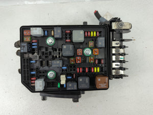 2016-2020 Buick Envision Fusebox Fuse Box Panel Relay Module P/N:84067158 Fits 2016 2017 2018 2019 2020 OEM Used Auto Parts