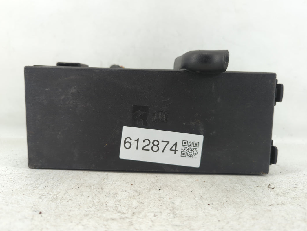 2013-2015 Ford Flex Fusebox Fuse Box Panel Relay Module P/N:DG1T-14003-BA Fits 2013 2014 2015 OEM Used Auto Parts