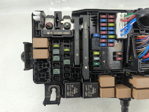 2022 Hyundai Kona Fusebox Fuse Box Panel Relay Module P/N:91701-J9370 Fits OEM Used Auto Parts