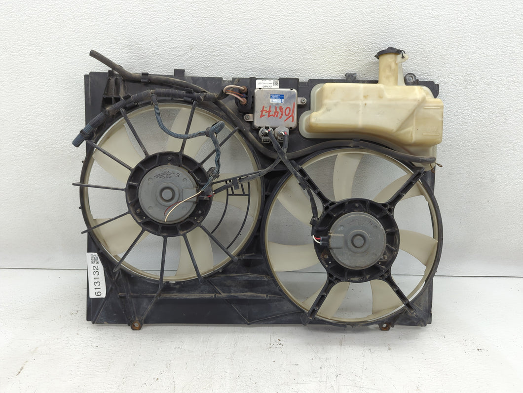 2007-2010 Toyota Sienna Left Radiator Fan Motor Assembly Cream