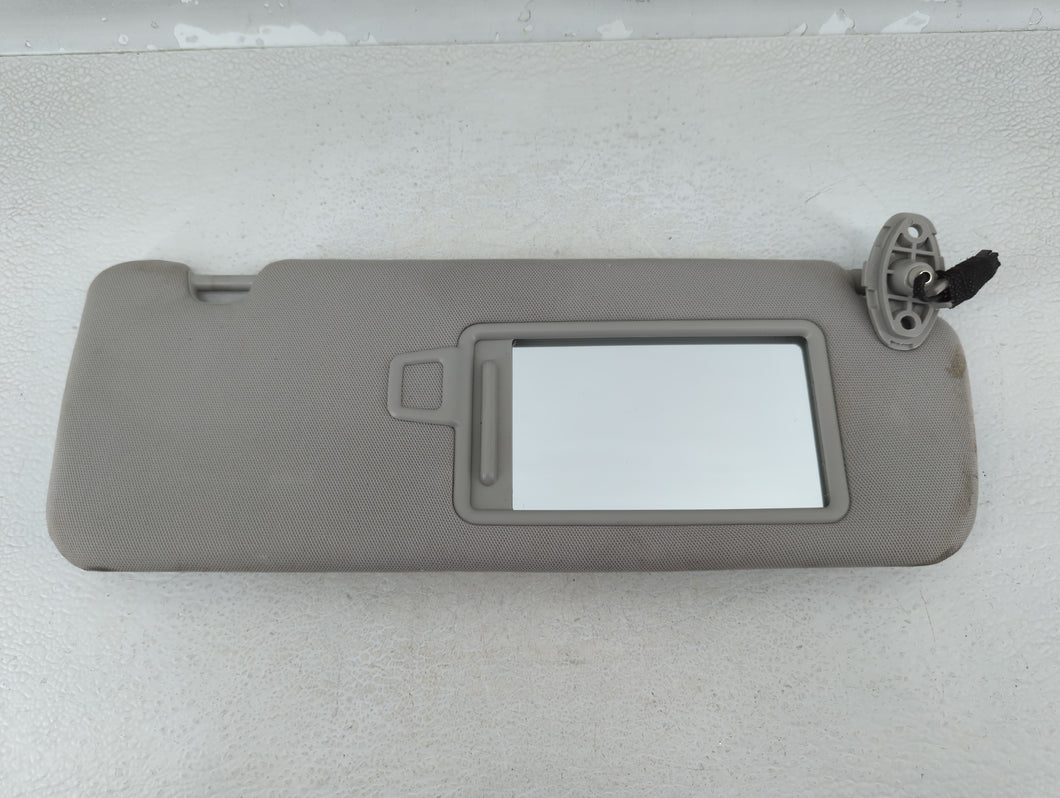 2016-2020 Kia Sorento Sun Visor Shade Replacement Passenger Right Mirror Fits Fits 2016 2017 2018 2019 2020 OEM Used Auto Parts