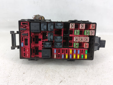 2000-2003 Ford F-150 Fusebox Fuse Box Panel Relay Module P/N:XF2T-14A003-AA Fits 2000 2001 2002 2003 OEM Used Auto Parts