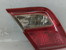 2007-2009 Toyota Camry Tail Light Assembly Passenger Right OEM Fits 2007 2008 2009 OEM Used Auto Parts