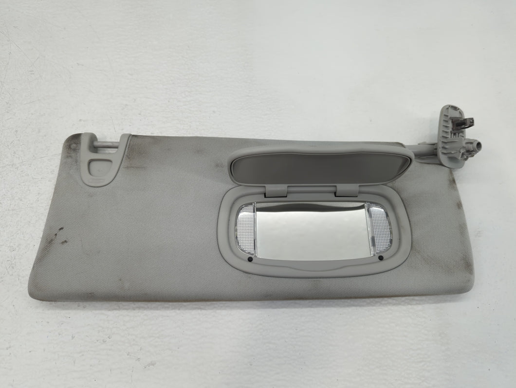 2019-2022 Jeep Cherokee Sun Visor Shade Replacement Passenger Right Mirror Fits 2019 2020 2021 2022 OEM Used Auto Parts