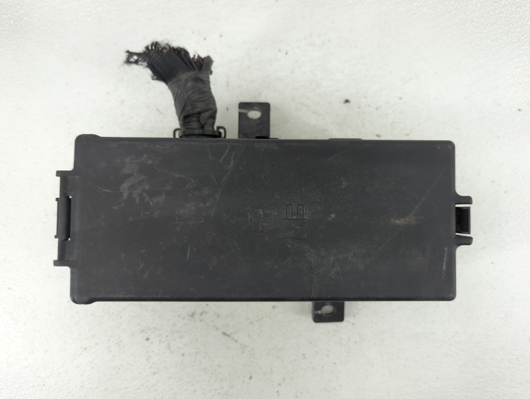 2012-2014 Ford Mustang Fusebox Fuse Box Panel Relay Module P/N:6E5T-14A003-AB Fits 2012 2013 2014 OEM Used Auto Parts