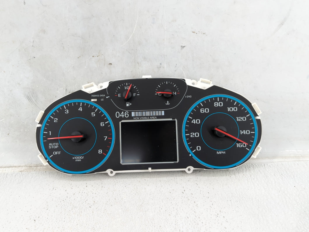 2017-2018 Chevrolet Cruze Instrument Cluster Speedometer Gauges P/N:39084636 812372274 Fits 2017 2018 OEM Used Auto Parts