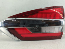 2019-2020 Ford Fusion Tail Light Assembly Passenger Right OEM P/N:KS73-13A602-AE KS73-13A602-BD Fits 2019 2020 OEM Used Auto Parts