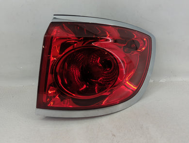2008-2012 Buick Enclave Tail Light Assembly Passenger Right OEM P/N:25954942 Fits 2008 2009 2010 2011 2012 OEM Used Auto Parts