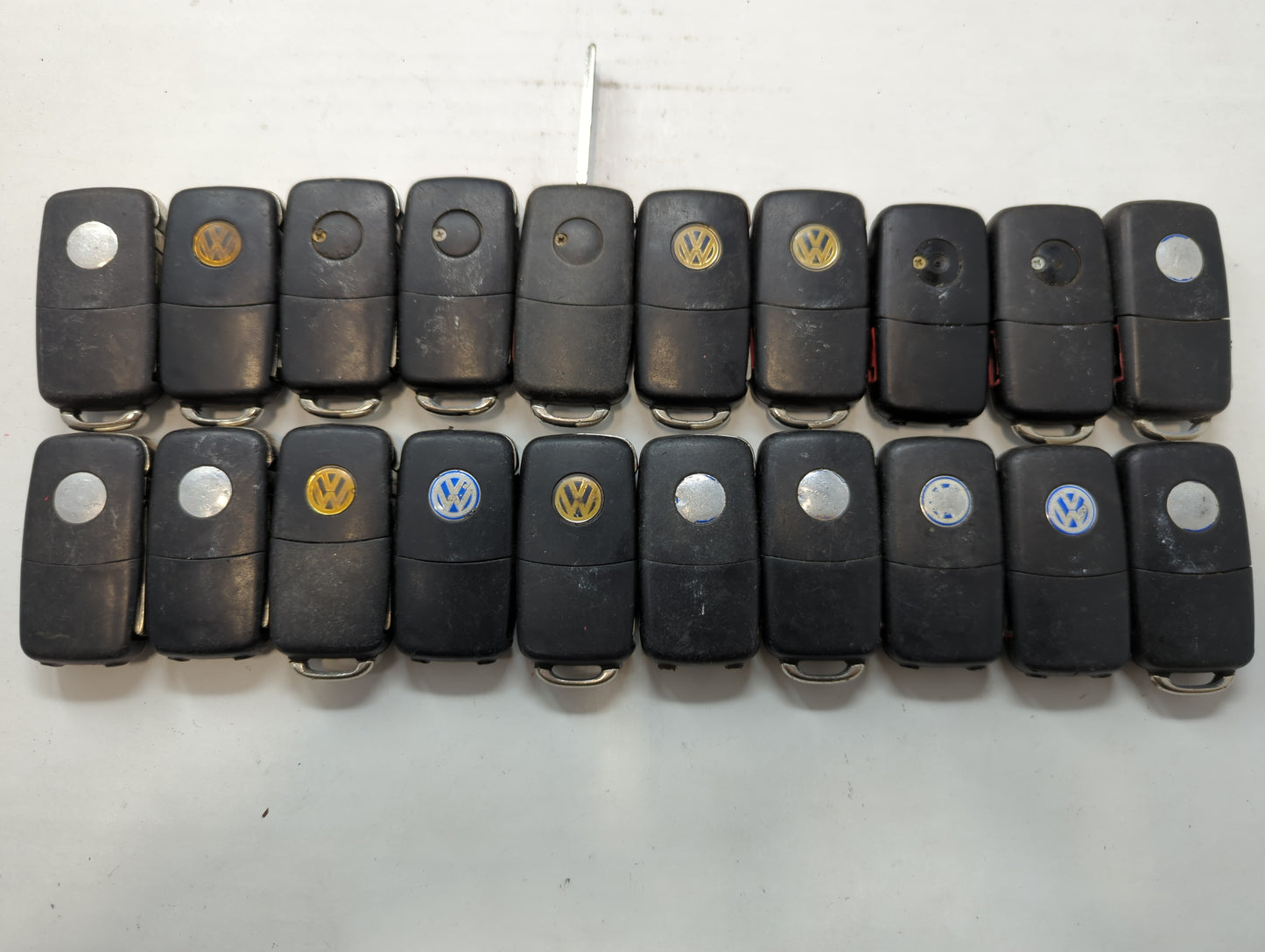 Volkswagen Keyless Entry Remote Fob NBG92596263 | NBG735868T - Oemusedautoparts1.com