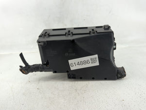 2017-2018 Ford Focus Fusebox Fuse Box Panel Relay Module P/N:AV6T-14A067-AD Fits 2017 2018 OEM Used Auto Parts