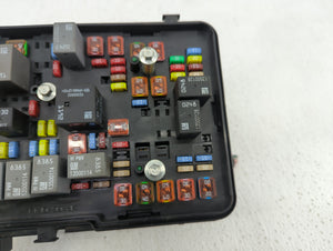 2010 Chevrolet Equinox Fusebox Fuse Box Panel Relay Module P/N:13717824 2084337 01 Fits OEM Used Auto Parts