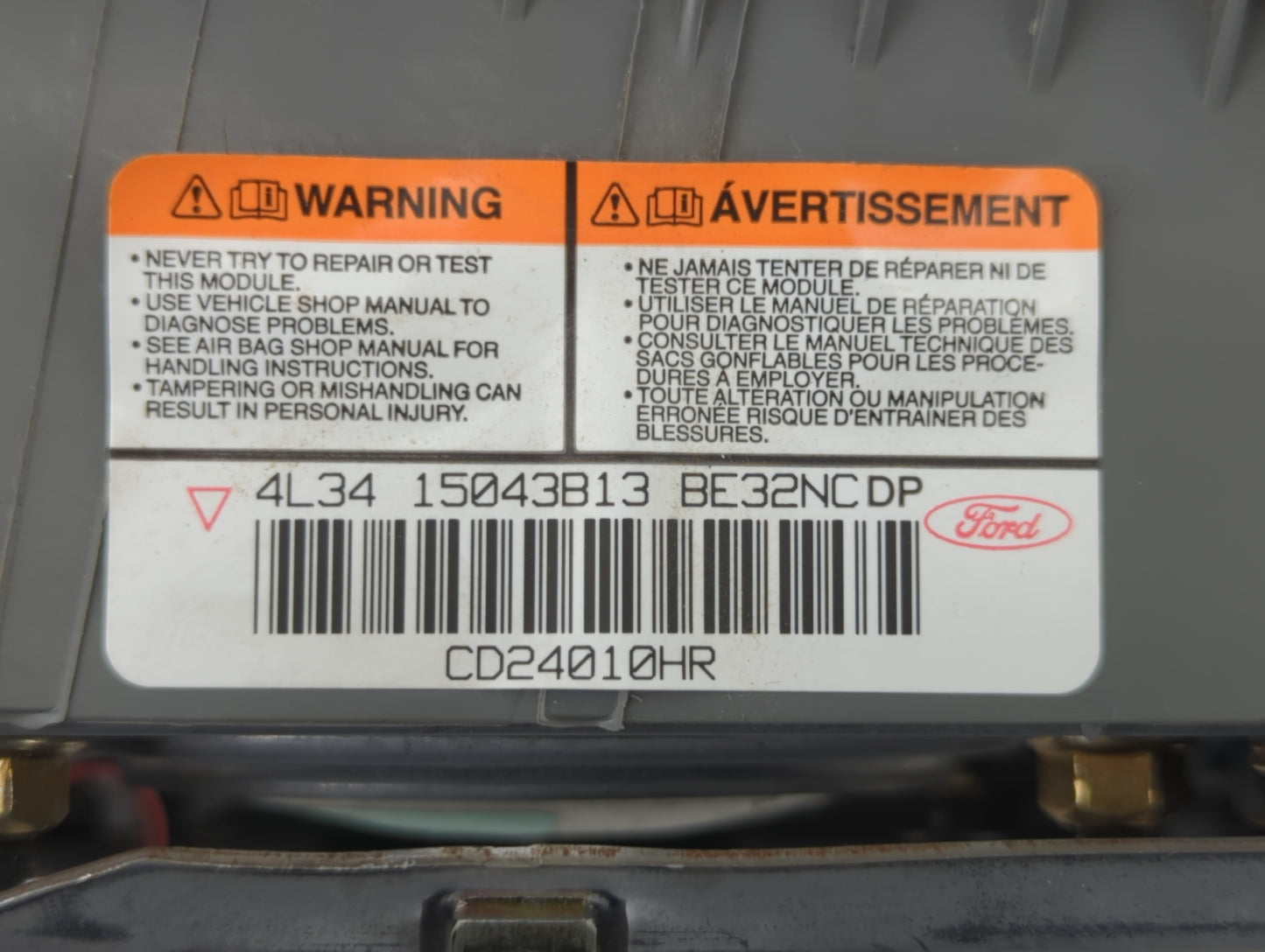2004-2008 Ford F-150 Air Bag Driver Left Steering Wheel Mounted P/N:4L34 15043B13 BE Fits 2004 2005 2006 2007 2008 OEM Used Auto Parts - Oemusedautoparts1.com