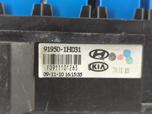 2010-2012 Hyundai Elantra Fusebox Fuse Box Panel Relay Module P/N:91950-1H031 Fits 2010 2011 2012 OEM Used Auto Parts