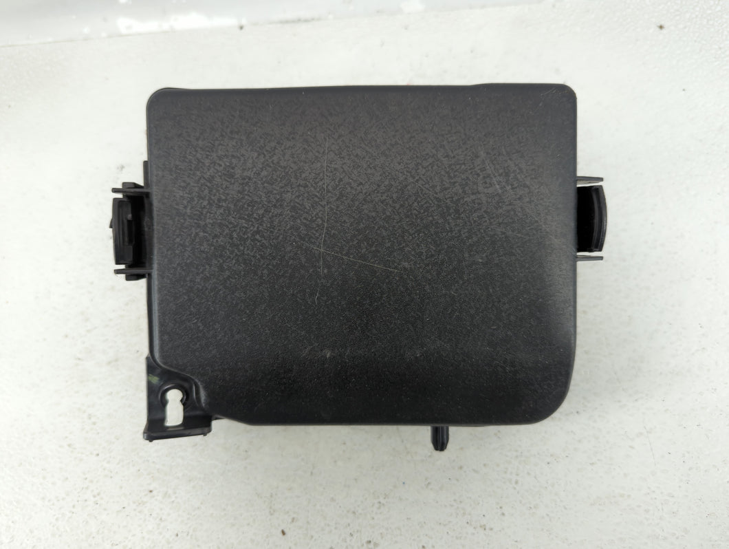 2011-2013 Hyundai Elantra Fusebox Fuse Box Panel Relay Module P/N:91950-3X711 Fits 2011 2012 2013 OEM Used Auto Parts