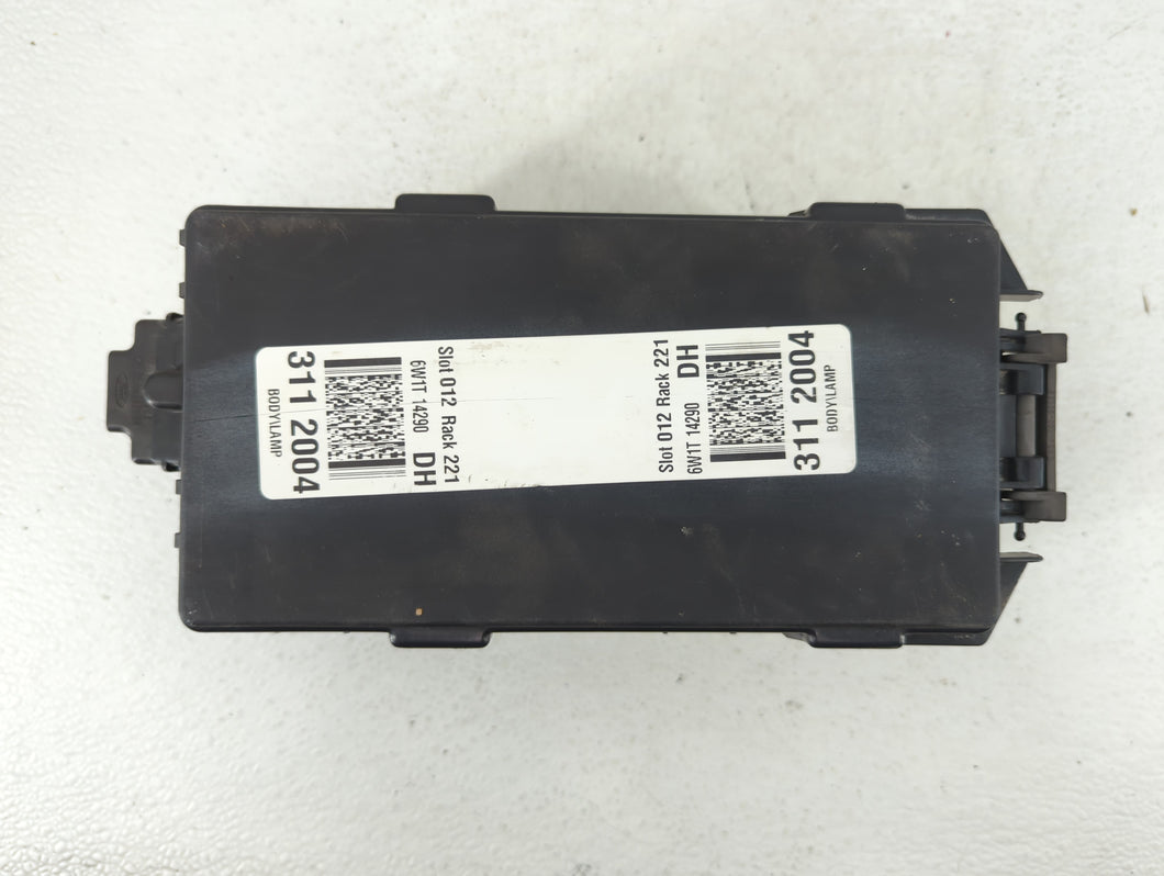 2004-2011 Lincoln Town Car Fusebox Fuse Box Panel Relay Module P/N:2C7T-14N003-AA Fits 2004 2005 2006 2007 2008 2009 2010 2011 OEM Used Auto Parts