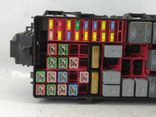 2004-2011 Lincoln Town Car Fusebox Fuse Box Panel Relay Module P/N:2C7T-14N003-AA Fits 2004 2005 2006 2007 2008 2009 2010 2011 OEM Used Auto Parts