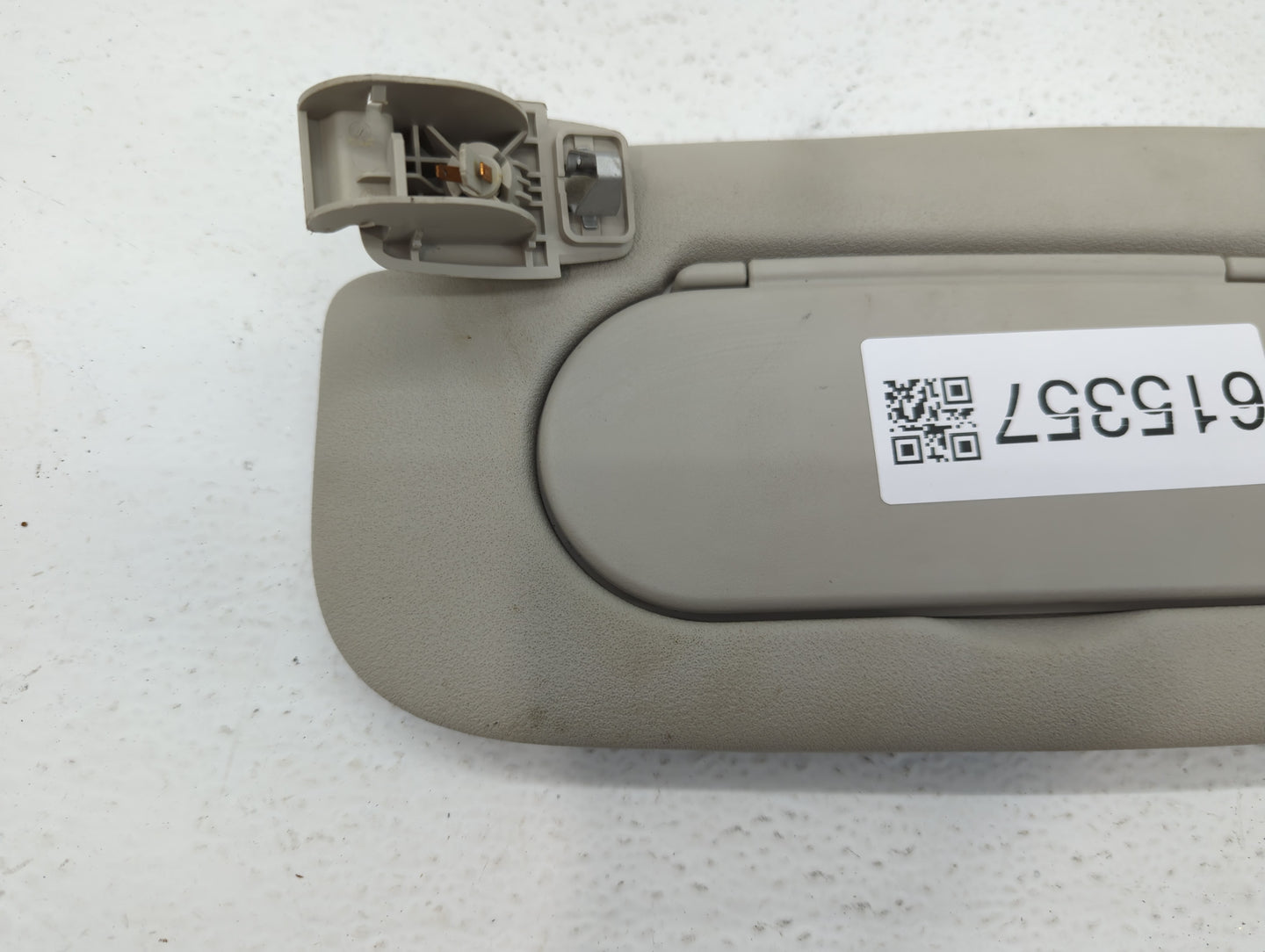 2018 Mini Cooper Sun Visor Shade Replacement Driver Left Mirror Fits OEM Used Auto Parts - Oemusedautoparts1.com