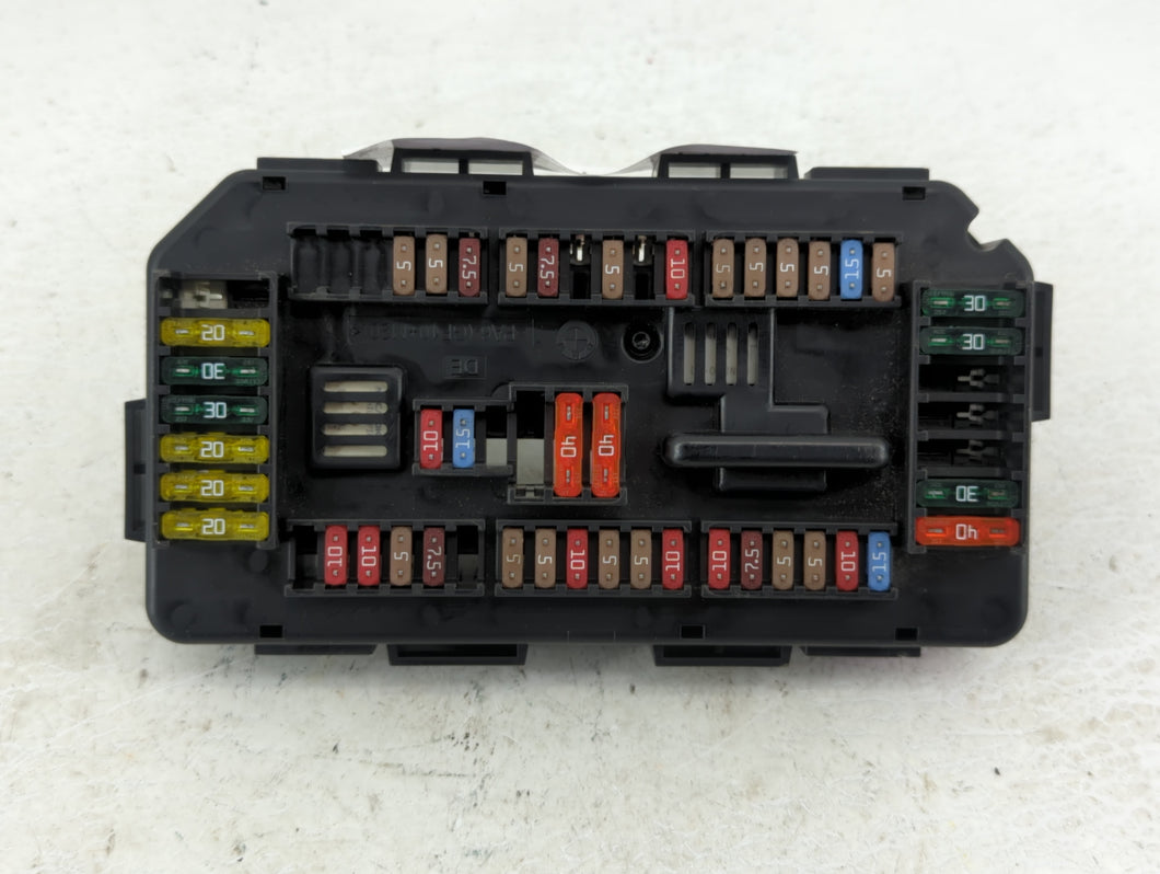 2012-2016 Bmw 328i Fusebox Fuse Box Panel Relay Module P/N:MS20120727-90316981 922487904 Fits OEM Used Auto Parts