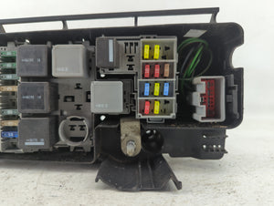 2005-2009 Volvo S60 Fusebox Fuse Box Panel Relay Module P/N:30772921 Fits 2005 2006 2007 2008 2009 OEM Used Auto Parts