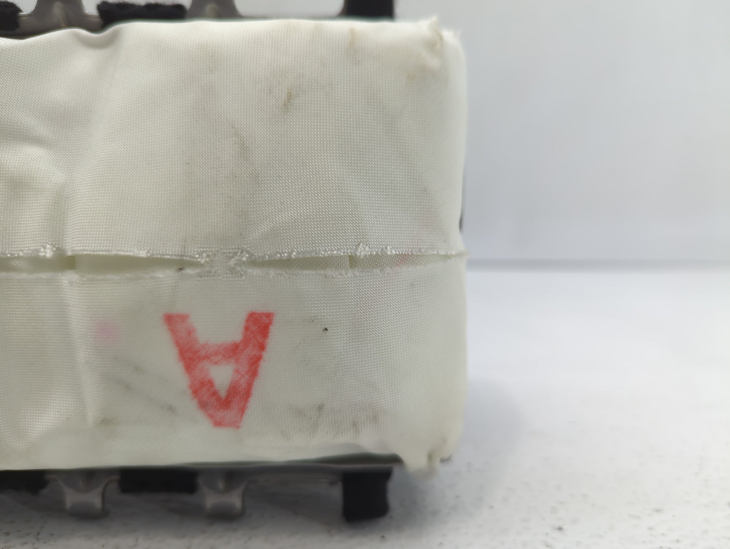 2013 Toyota Rav4 Air Bag Passenger Right Dashboard OEM P/N:M14432107P4C M1442107P4C Fits OEM Used Auto Parts - Oemusedautoparts1.com