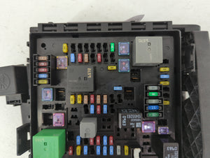 2020-2022 Chevrolet Traverse Fusebox Fuse Box Panel Relay Module P/N:21117 0175 85511697 Fits 2019 2020 2021 2022 OEM Used Auto Parts