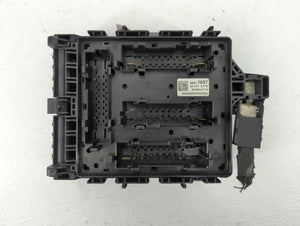 2020-2022 Chevrolet Traverse Fusebox Fuse Box Panel Relay Module P/N:21117 0175 85511697 Fits 2019 2020 2021 2022 OEM Used Auto Parts