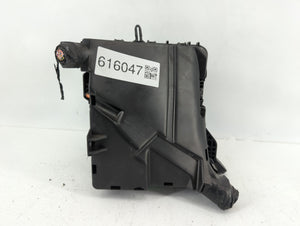 2016-2019 Kia Optima Fusebox Fuse Box Panel Relay Module P/N:91950-D5822 Fits 2016 2017 2018 2019 OEM Used Auto Parts