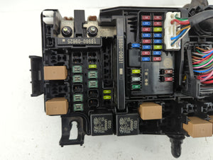 2020-2021 Kia Soul Fusebox Fuse Box Panel Relay Module P/N:91956-K0020 Fits 2020 2021 OEM Used Auto Parts