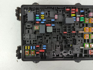 2015-2020 Chevrolet Tahoe Fusebox Fuse Box Panel Relay Module P/N:22773484 718845576 Fits 2015 2016 2017 2018 2019 2020 OEM Used Auto Parts