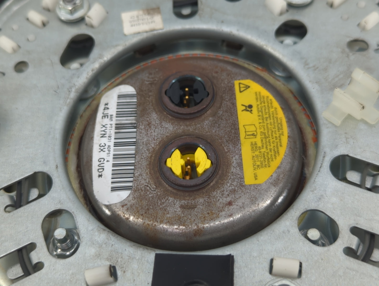 2011 Dodge Journey Air Bag Driver Left Steering Wheel Mounted P/N:P1SL29DX9AC BAMPT1-1031 Fits OEM Used Auto Parts - Oemusedautoparts1.com