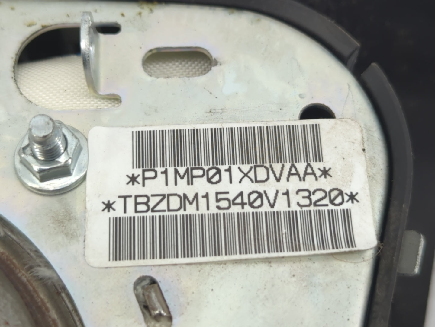 2010 Dodge Journey Air Bag Driver Left Steering Wheel Mounted P/N:P1M01XDVAA Fits OEM Used Auto Parts - Oemusedautoparts1.com