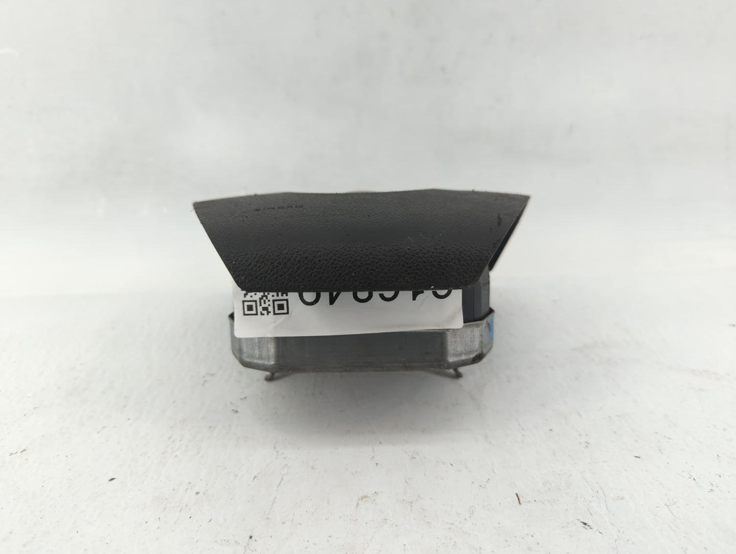 2012 Chevrolet Traverse Air Bag Driver Left Steering Wheel Mounted P/N:AB2576Z249110025 Fits OEM Used Auto Parts - Oemusedautoparts1.com