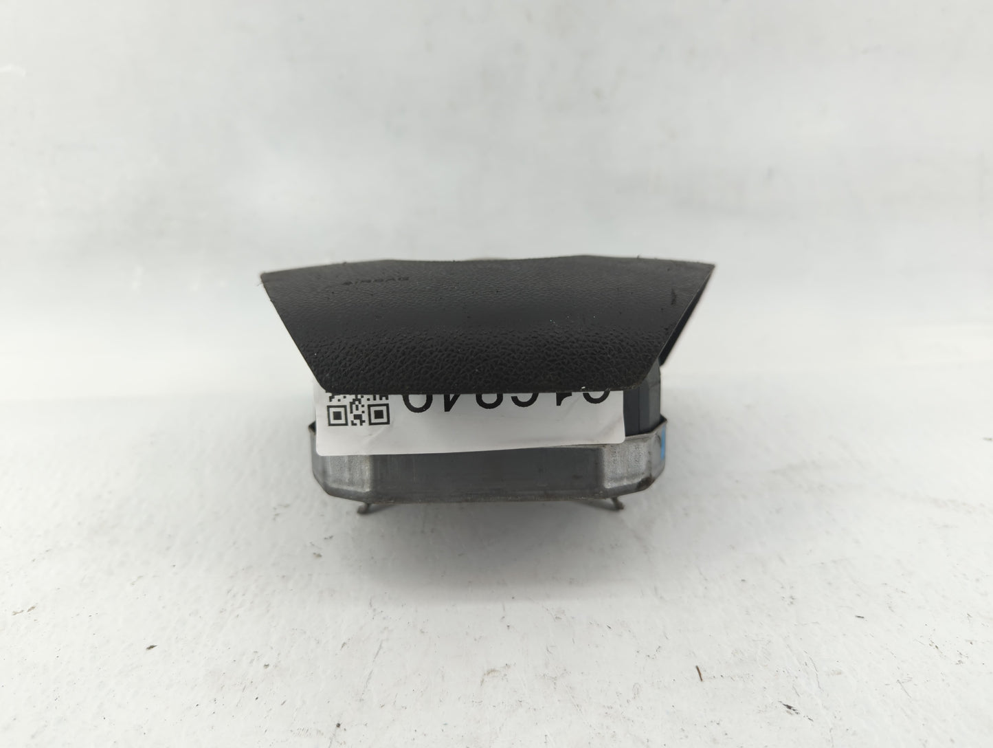 2012 Chevrolet Traverse Air Bag Driver Left Steering Wheel Mounted P/N:AB2576Z249110025 Fits OEM Used Auto Parts - Oemusedautoparts1.com