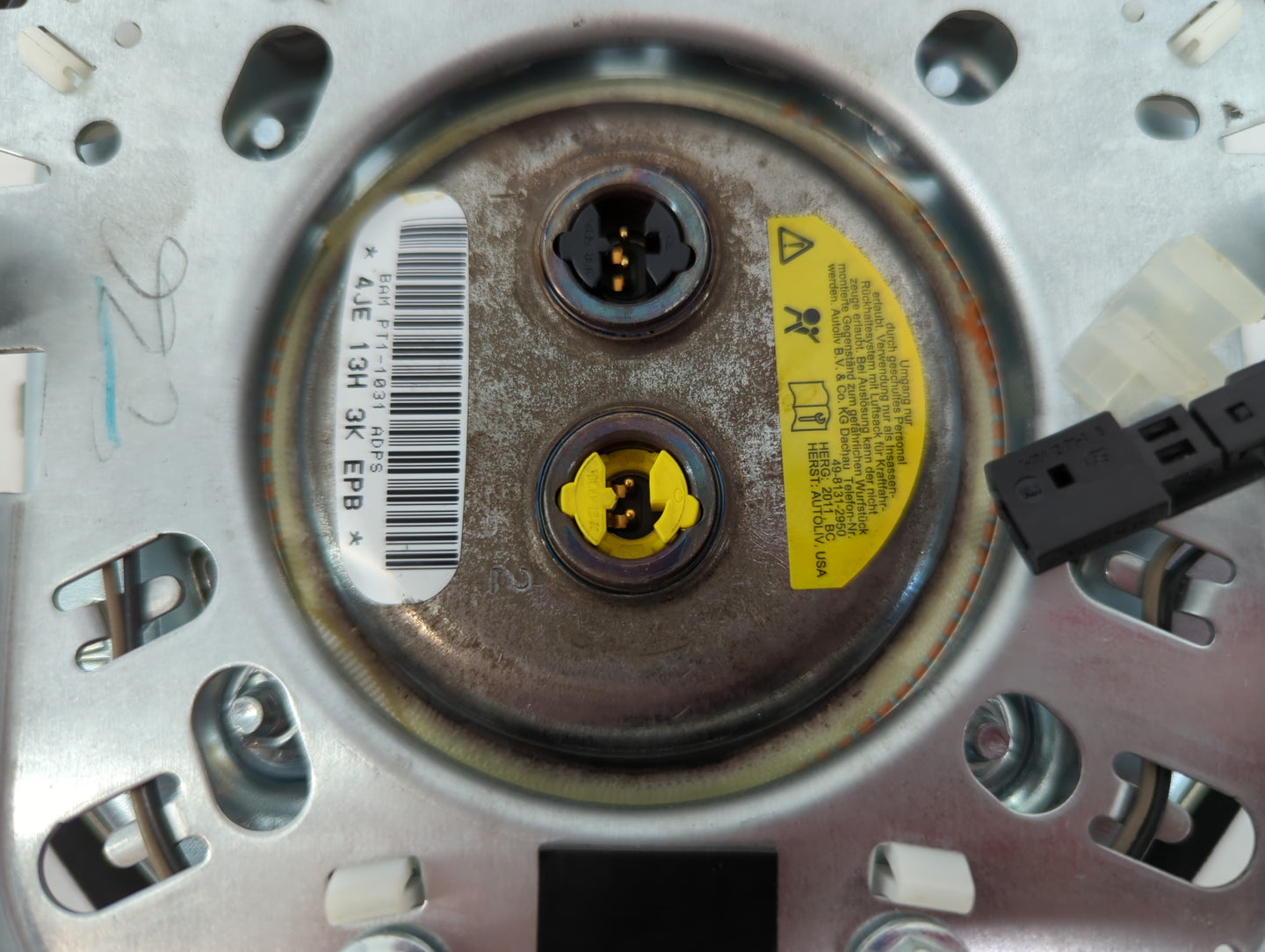 2011 Dodge Journey Air Bag Driver Left Steering Wheel Mounted P/N:P1SL29DX9AC BAMPT1-1031 Fits OEM Used Auto Parts - Oemusedautoparts1.com