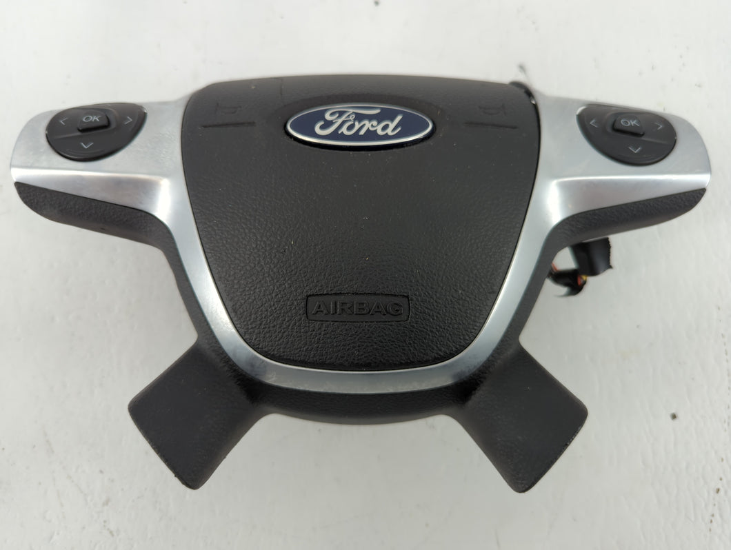 2013-2014 Ford Escape Air Bag Driver Left Steering Wheel Mounted P/N:CJ54-A042B85-CC3ZHE Fits 2013 2014 2015 2016 2017 2018 OEM Used Auto Parts