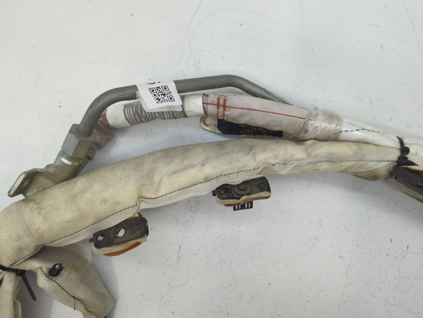 2004-2009 Cadillac Srx Air Bag Passenger Right Dashboard OEM P/N:DF4730Q9F04KKF Fits Fits 2004 2005 2006 2007 2008 2009 OEM Used Auto Parts - Oemusedautoparts1.com