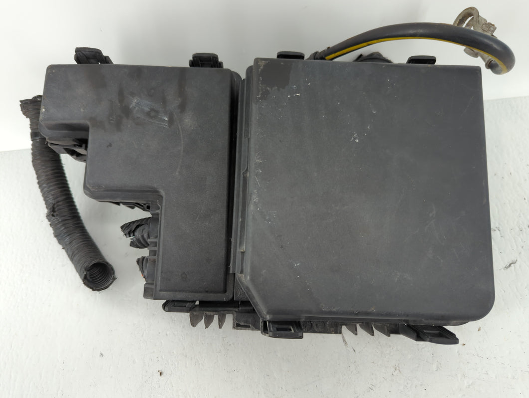 2014-2016 Nissan Rogue Fusebox Fuse Box Panel Relay Module P/N:PP+GF20+M10 Fits 2014 2015 2016 OEM Used Auto Parts