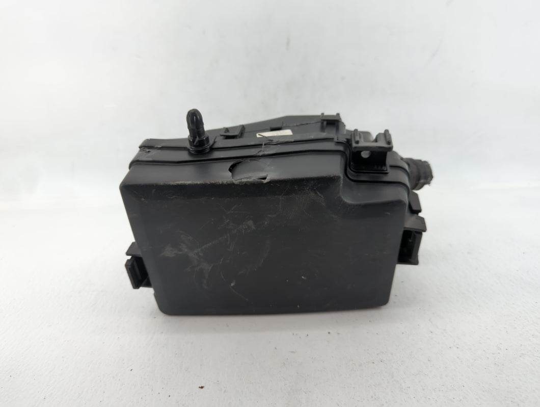 2019-2020 Hyundai Veloster Fusebox Fuse Box Panel Relay Module P/N:N91225-J3070-11 Fits 2019 2020 OEM Used Auto Parts