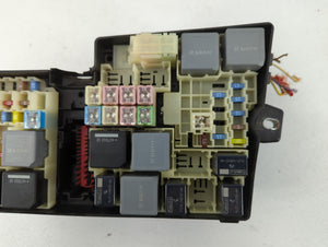 2017-2018 Ford Focus Fusebox Fuse Box Panel Relay Module P/N:AV6T-14A142-AB AV6T-14A067-AD Fits 2017 2018 OEM Used Auto Parts