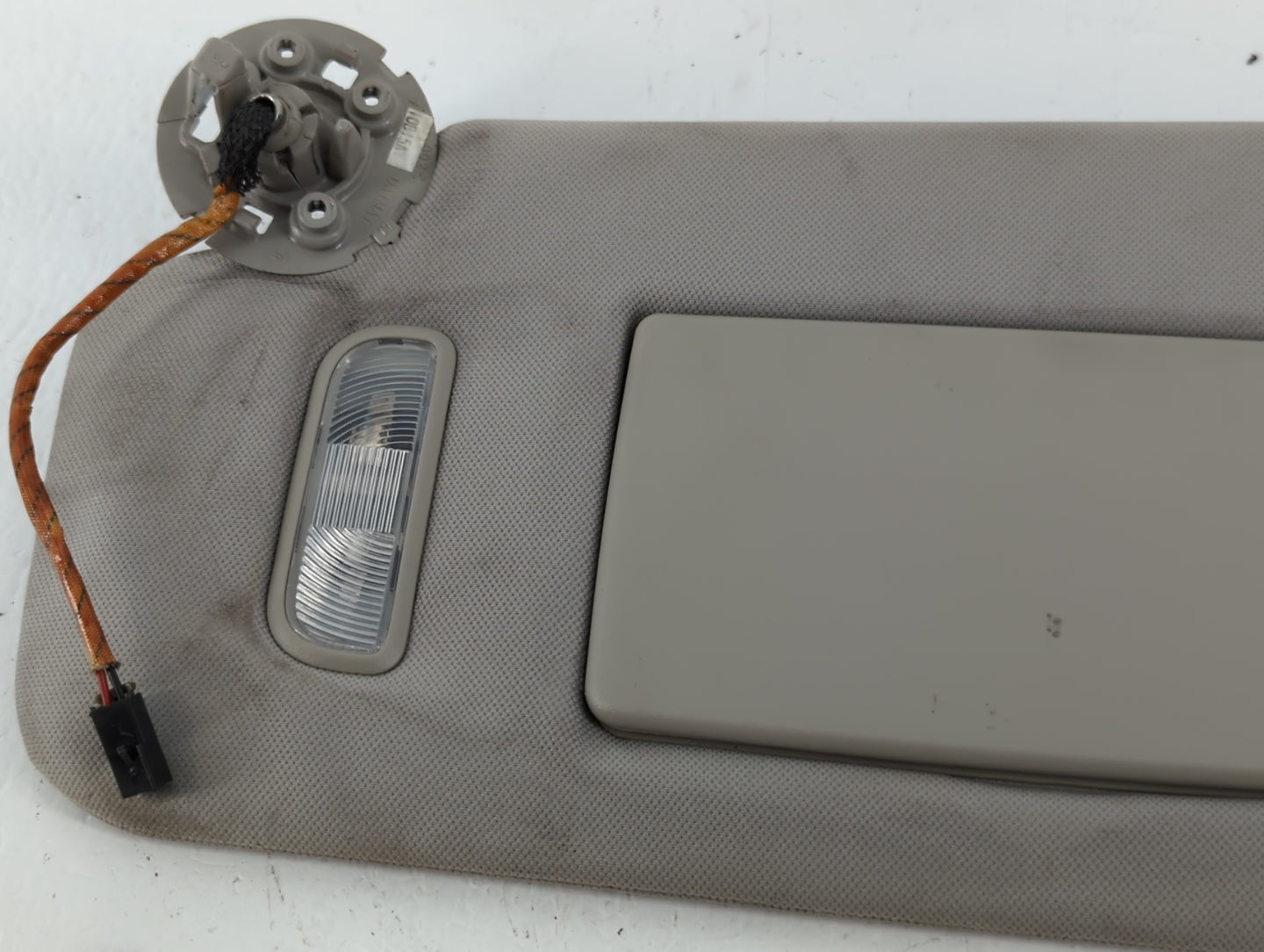 2010-2013 Cadillac Cts Sun Visor Shade Replacement Driver Left Mirror Fits 2010 2011 2012 2013 OEM Used Auto Parts - Oemusedautoparts1.com