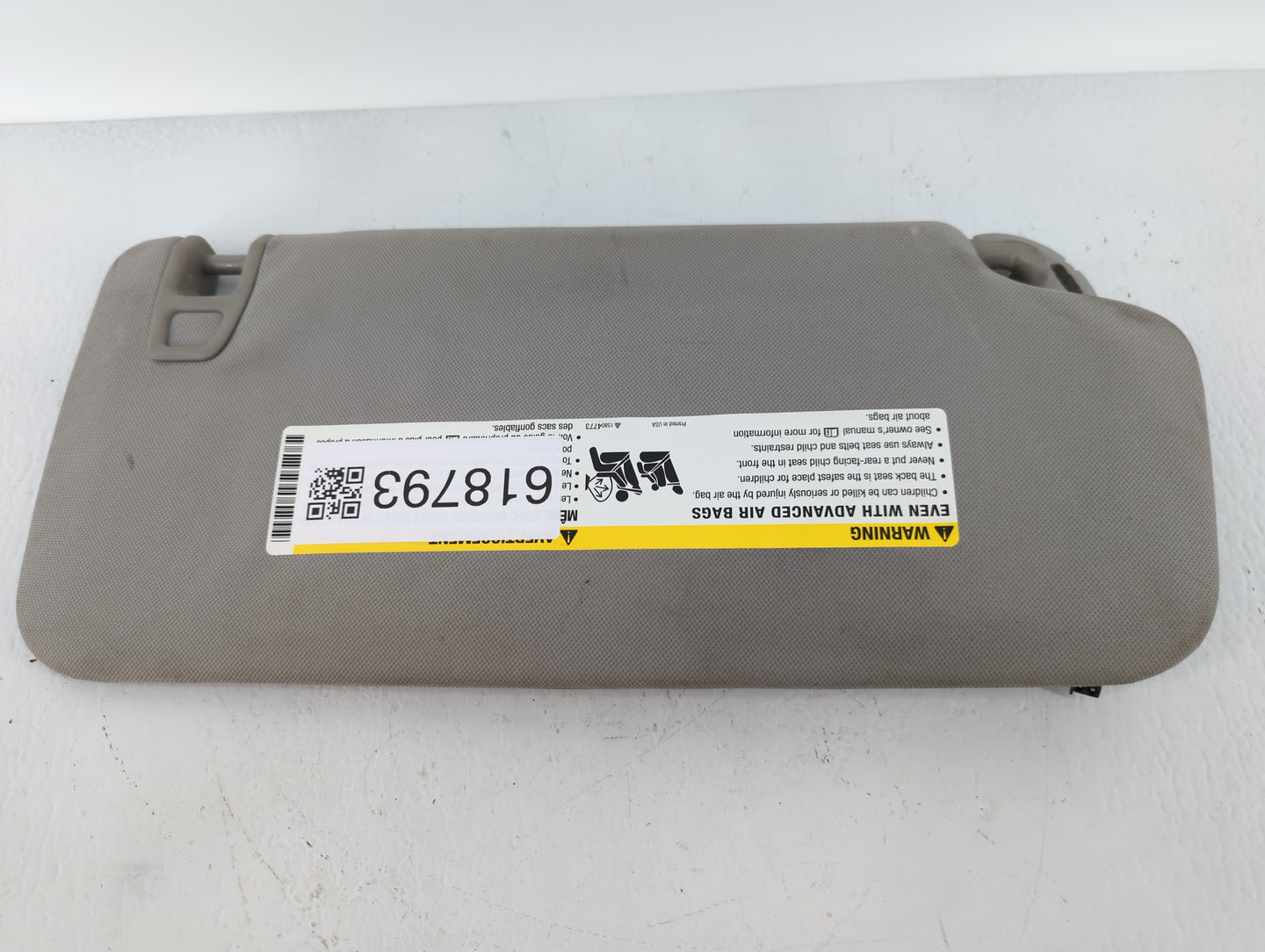 2010-2013 Cadillac Cts Sun Visor Shade Replacement Driver Left Mirror Fits 2010 2011 2012 2013 OEM Used Auto Parts - Oemusedautoparts1.com