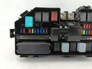 2019-2020 Honda Pilot Fusebox Fuse Box Panel Relay Module P/N:350RD0WE5S TG7 A010 A0 Fits 2019 2020 OEM Used Auto Parts