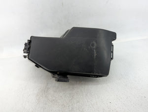 2009-2010 Nissan Murano Fusebox Fuse Box Panel Relay Module P/N:284B71AA0A Fits 2009 2010 OEM Used Auto Parts