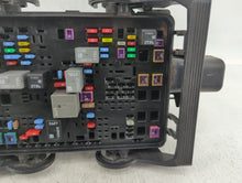 2018 Gmc Sierra 1500 Fusebox Fuse Box Panel Relay Module P/N:84303177_01 Fits 2017 2019 OEM Used Auto Parts