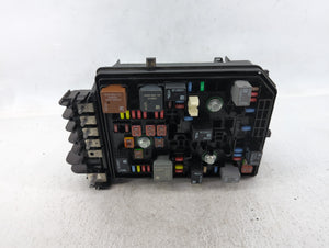 2018-2022 Chevrolet Equinox Fusebox Fuse Box Panel Relay Module P/N:23246682 84974743 Fits 2018 2019 2020 2021 2022 OEM Used Auto Parts