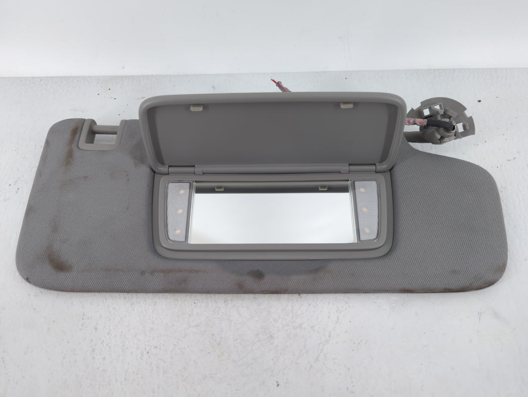 2020-2022 Chevrolet Equinox Sun Visor Shade Replacement Passenger Right Mirror Fits 2020 2021 2022 OEM Used Auto Parts