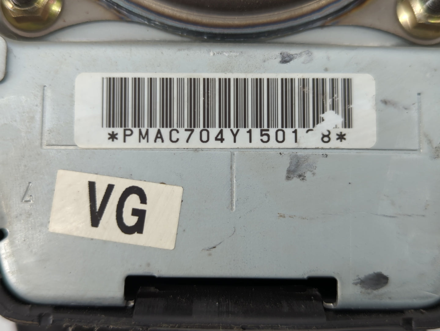 2004 Infiniti G35 Air Bag Driver Left Steering Wheel Mounted P/N:PMAC704Y150128 Fits OEM Used Auto Parts - Oemusedautoparts1.com